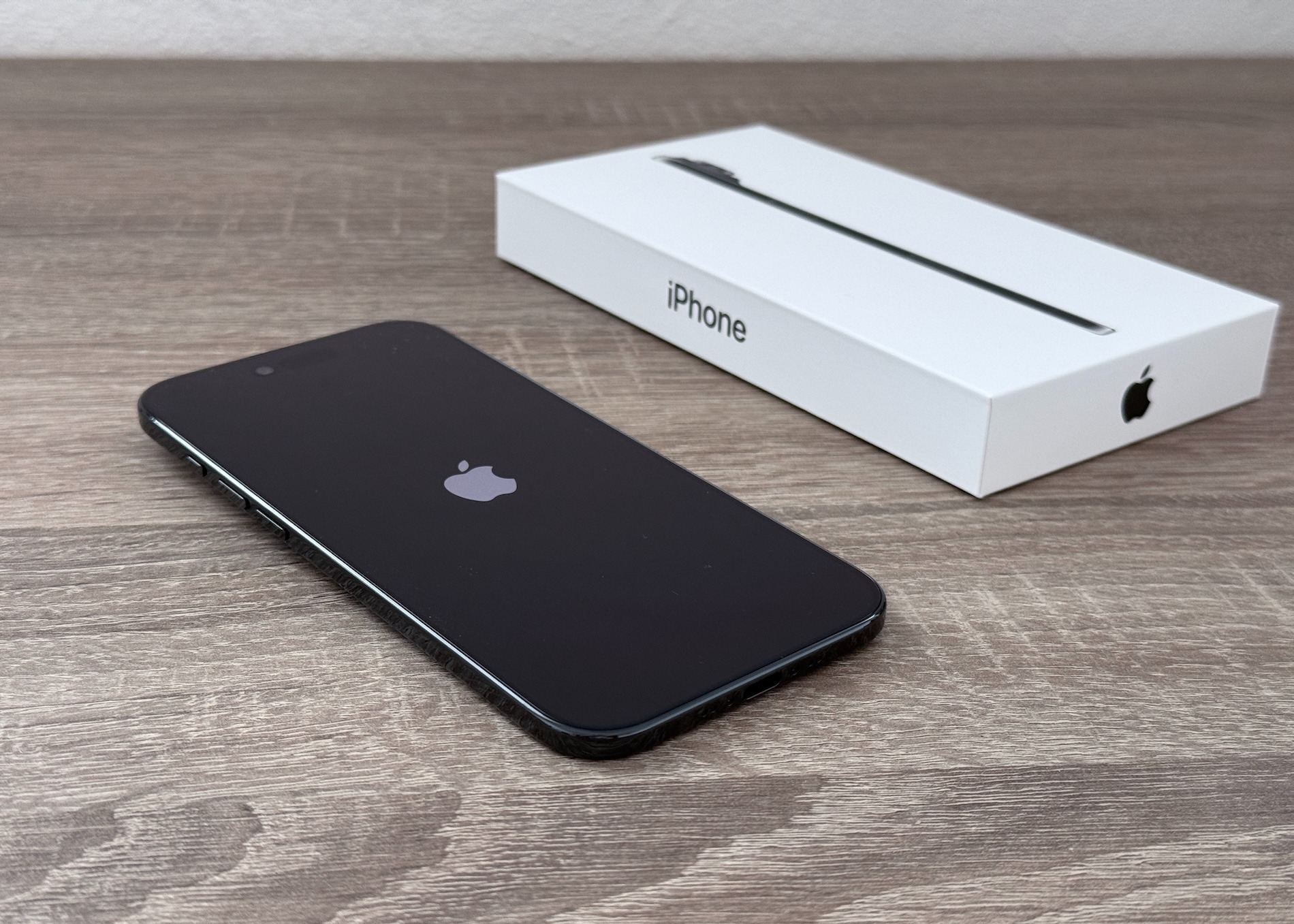 iPhone-Air-Black-23